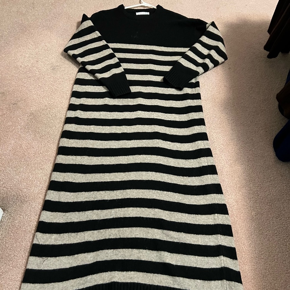 Sweater dress